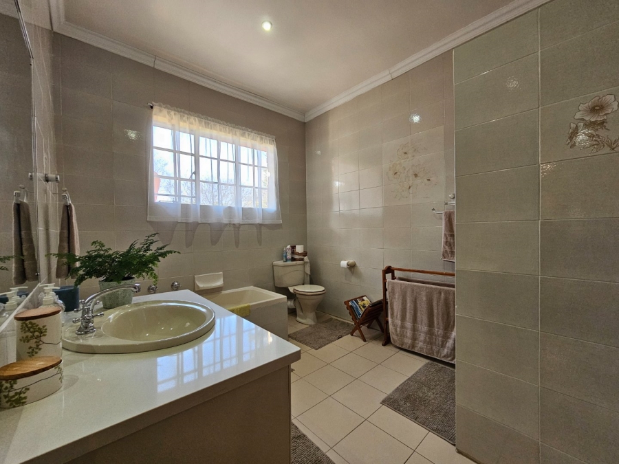 4 Bedroom Property for Sale in Vaalpark Free State